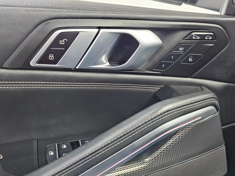 2023 BMW X6 xDrive40i M Sport photo 17