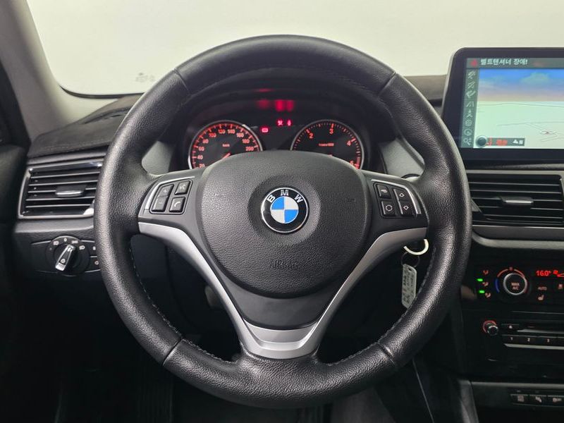 2015 BMW X1 xDrive 18d photo 16