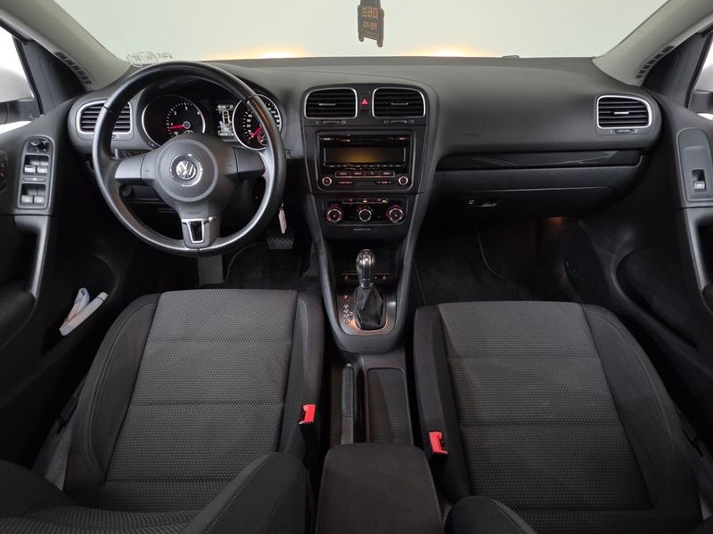 2012 Volkswagen Golf 1.6 TDI Blue Motion photo 7