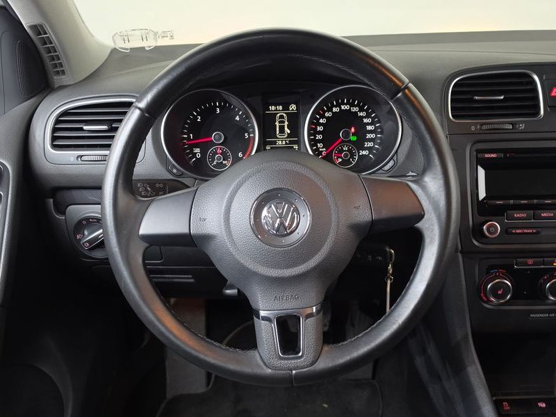 2012 Volkswagen Golf 1.6 TDI Blue Motion photo 13