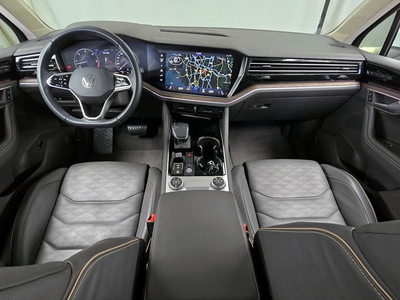 2021 Volkswagen Touareg 3.0 TDI Prestige photo 7