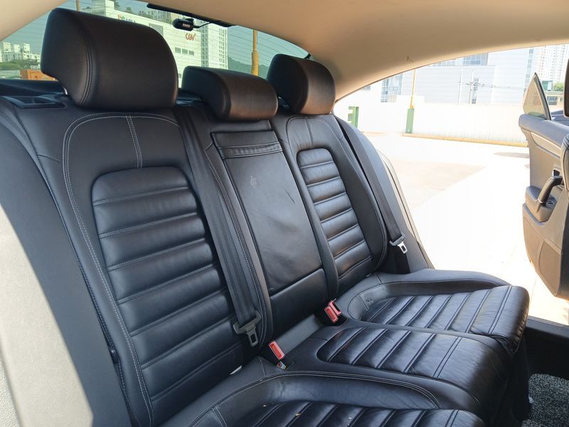 2013 Volkswagen New CC 2.0 TDI BlueMotion photo 12