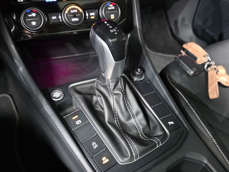 2023 Volkswagen Jetta 1.5 TSI Prestige photo 9