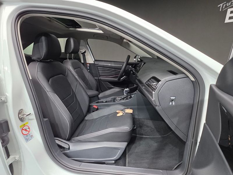 2023 Volkswagen Jetta 1.5 TSI Prestige photo 10