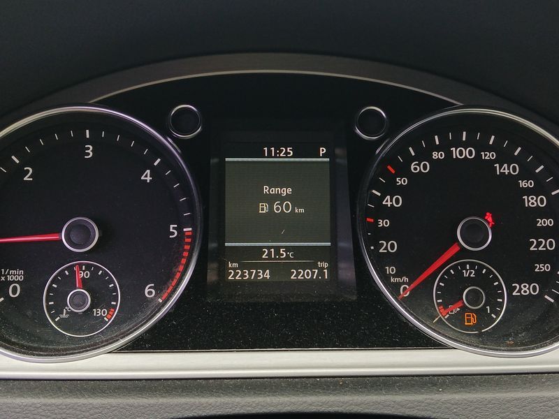 2014 Volkswagen New CC 2.0 TDI BlueMotion photo 7