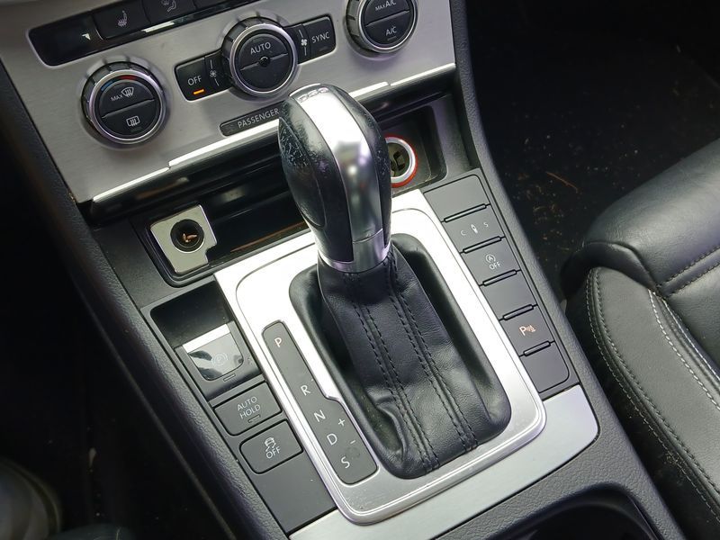 2014 Volkswagen New CC 2.0 TDI BlueMotion photo 8