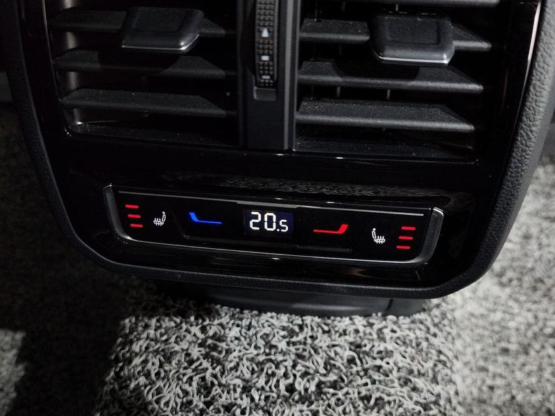 2022 Volkswagen Arteon 2.0 TDI Prestige photo 18