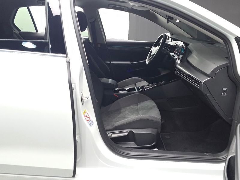 2024 Volkswagen Golf 2.0 TDI Prestige photo 10