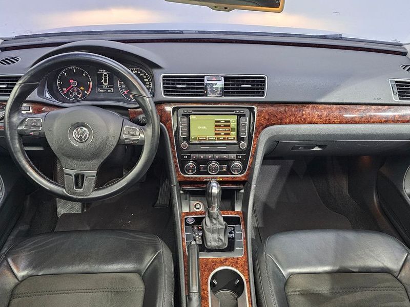 2013 Volkswagen Passat 2.0 TDI B7 photo 7