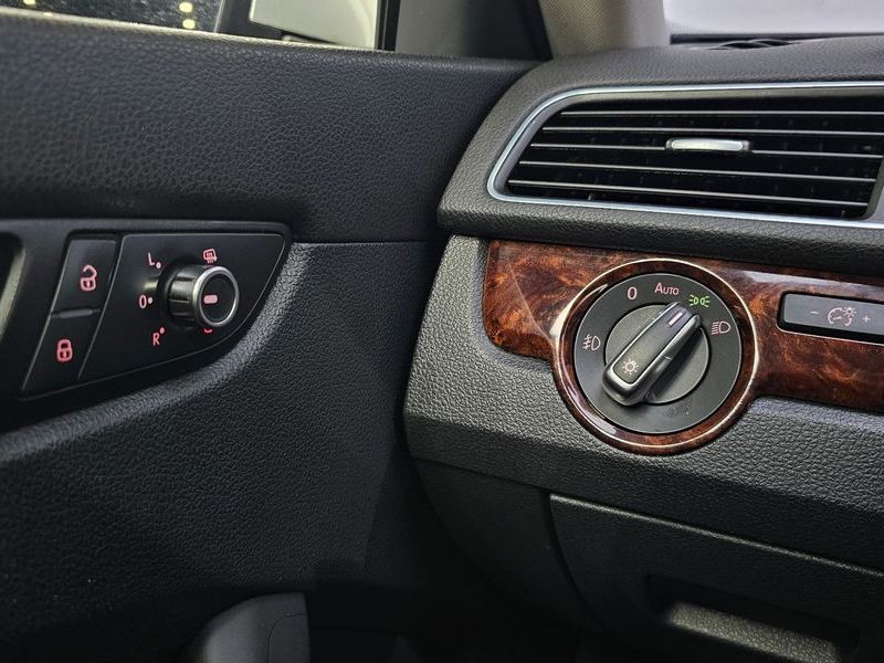 2013 Volkswagen Passat 2.0 TDI B7 photo 16