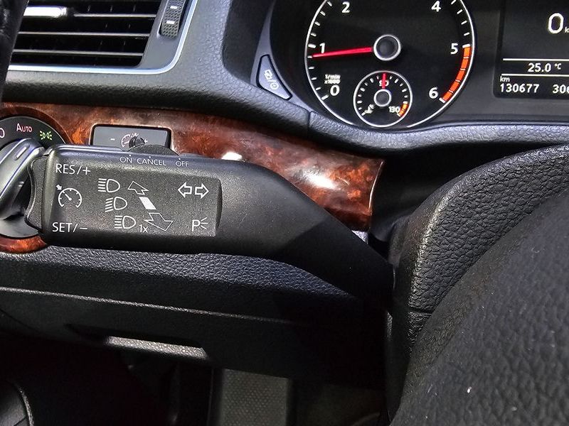 2013 Volkswagen Passat 2.0 TDI B7 photo 17