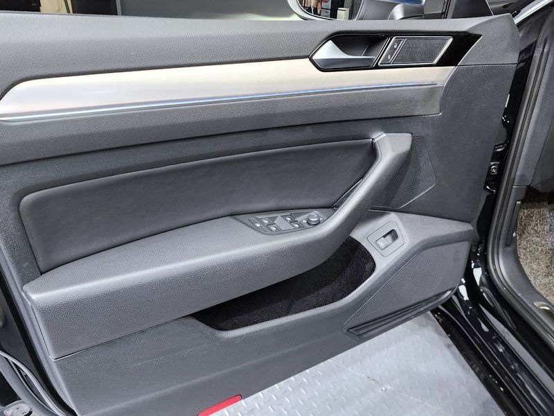 2020 Volkswagen Arteon 2.0 TDI Premium photo 24