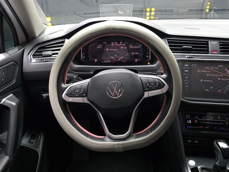 2023 Volkswagen Tiguan 2.0 TSI Prestige photo 13