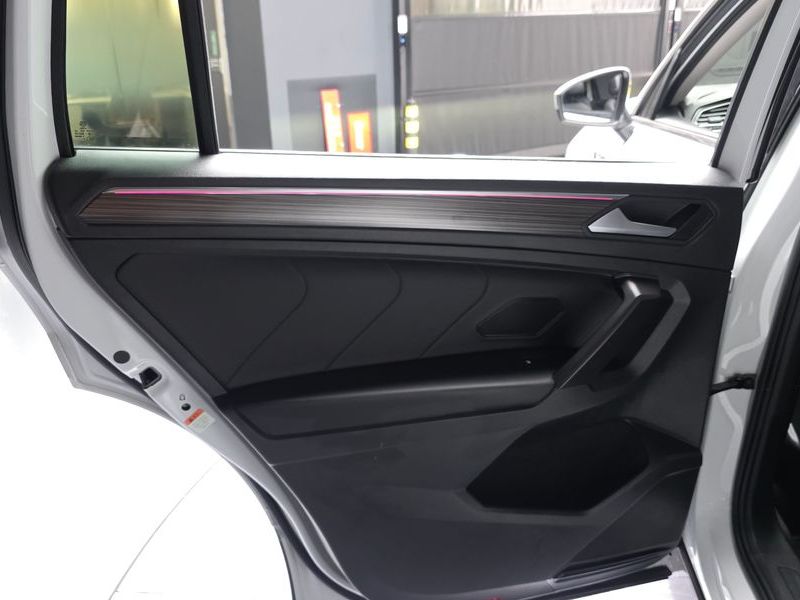 2023 Volkswagen Tiguan 2.0 TSI Prestige photo 25