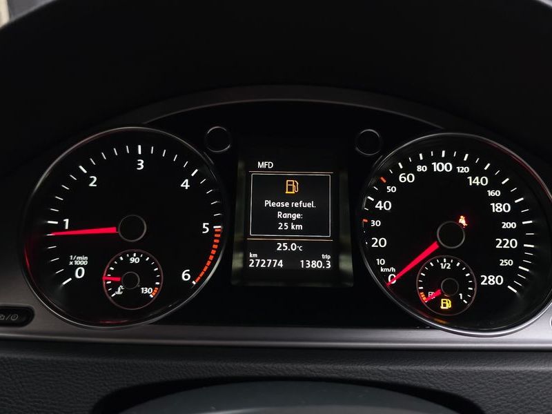 2015 Volkswagen New CC 2.0 TDI BlueMotion photo 8