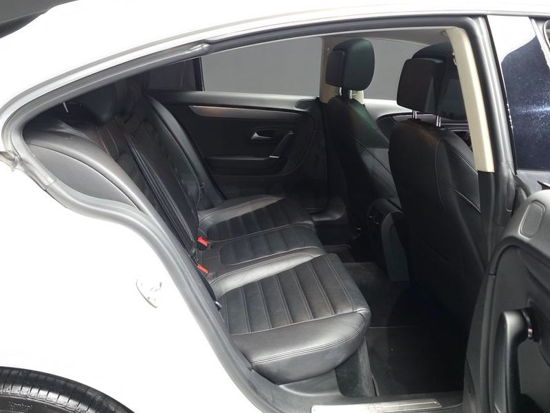 2015 Volkswagen New CC 2.0 TDI BlueMotion photo 12