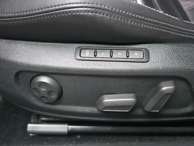 2015 Volkswagen New CC 2.0 TDI BlueMotion photo 19