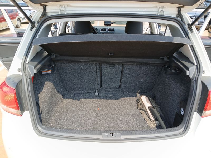 2013 Volkswagen Golf 2.0 TDI StyleEdition photo 19