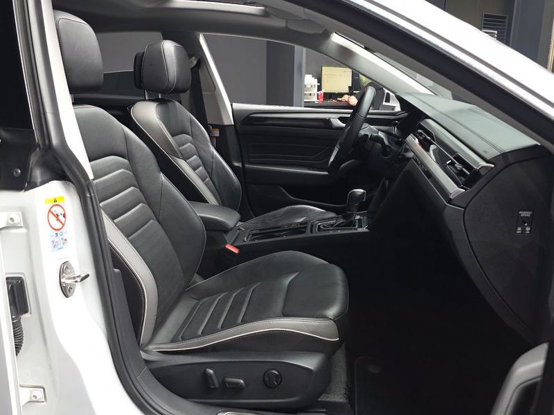 2022 Volkswagen Arteon 2.0 TDI Prestige photo 11