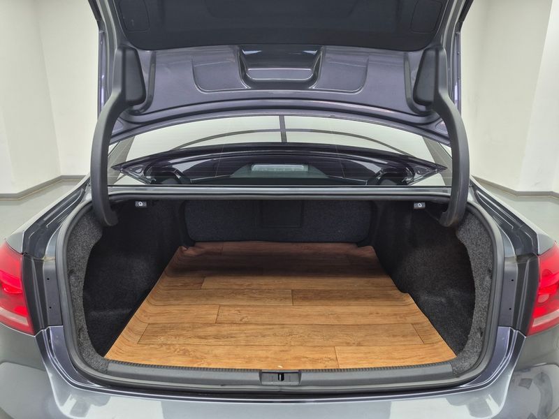 2013 Volkswagen Passat 2.0 TDI B7 photo 16
