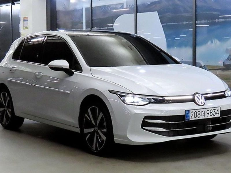2025 Volkswagen Golf 2.0 TDI Prestige photo 1