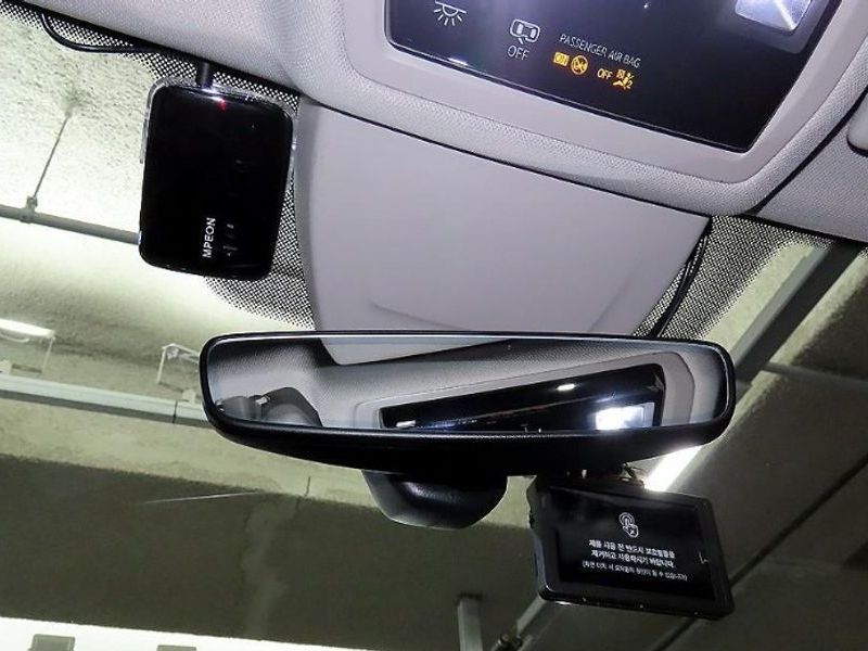 2025 Volkswagen Golf 2.0 TDI Prestige photo 16
