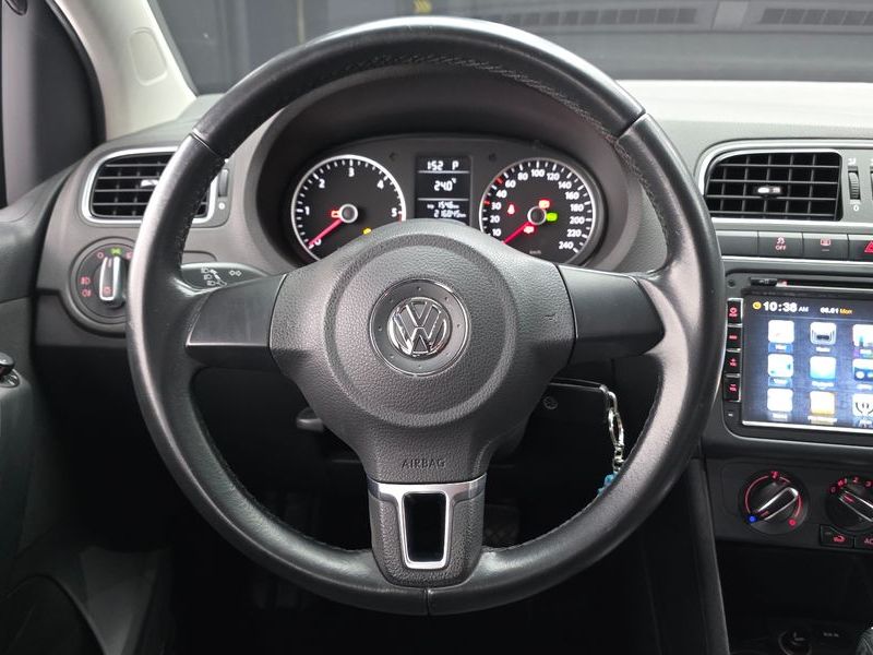 2014 Volkswagen Polo 1.6 TDI R-Line 5th photo 13