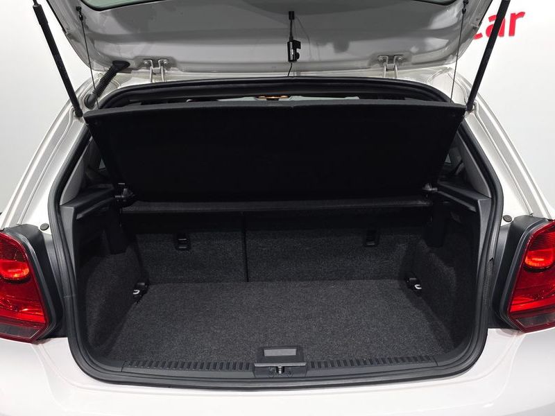2014 Volkswagen Polo 1.6 TDI R-Line 5th photo 20