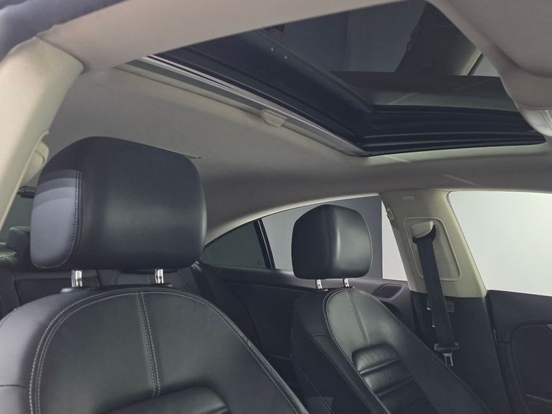 2013 Volkswagen New CC 2.0 TDI BlueMotion photo 16