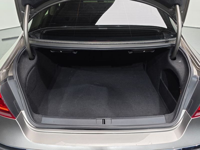 2013 Volkswagen New CC 2.0 TDI BlueMotion photo 20