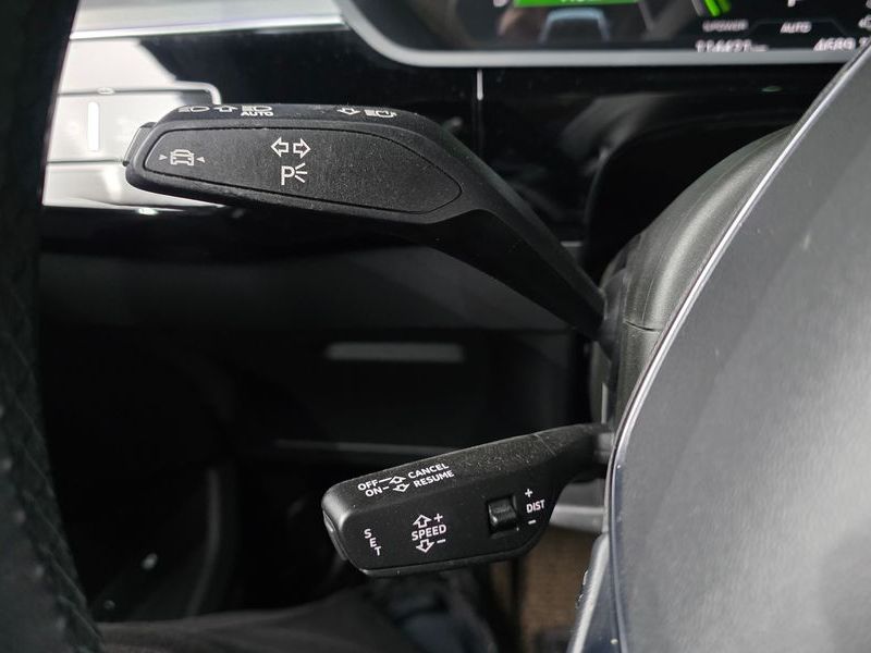 2022 Audi e-tron 55 Quattro photo 27