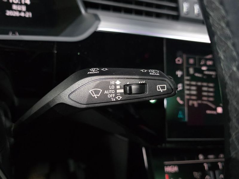 2022 Audi e-tron 55 Quattro photo 28