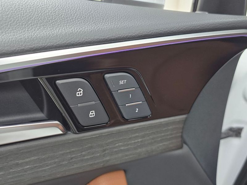 2023 Audi A4 40 TFSI Premium photo 16
