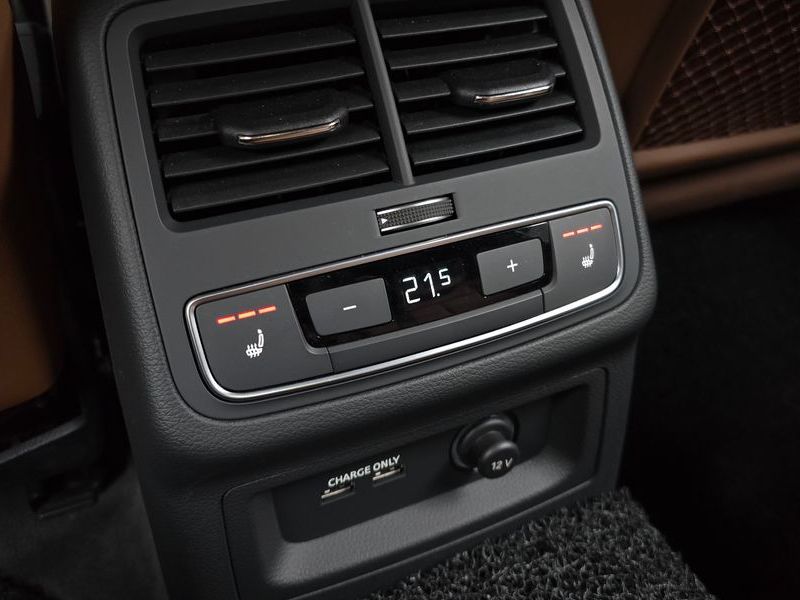 2023 Audi A4 40 TFSI Premium photo 18