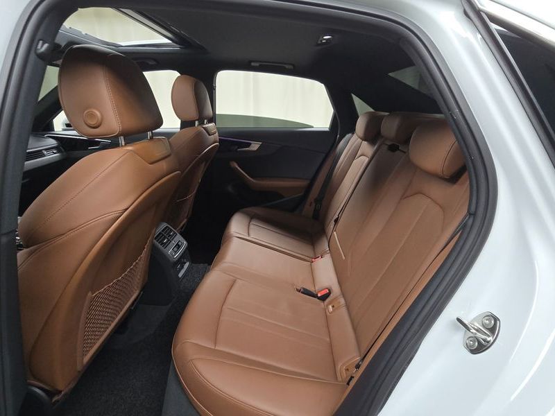 2023 Audi A4 40 TFSI Premium photo 26