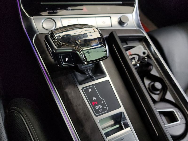 2020 Audi A7 55 TFSI Quattro Premium photo 9