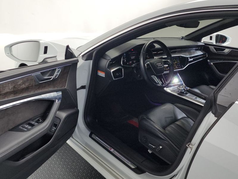 2020 Audi A7 55 TFSI Quattro Premium photo 10