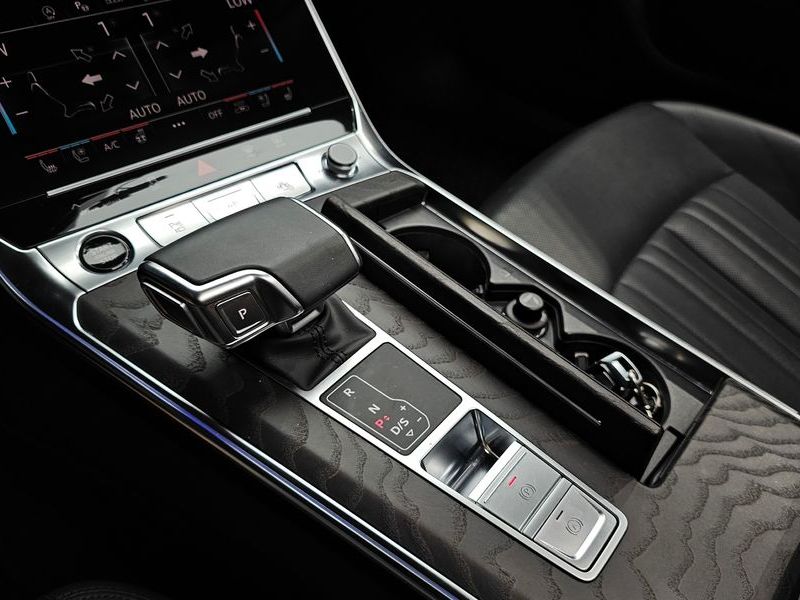 2021 Audi A6 40 TDI Quattro Premium photo 9