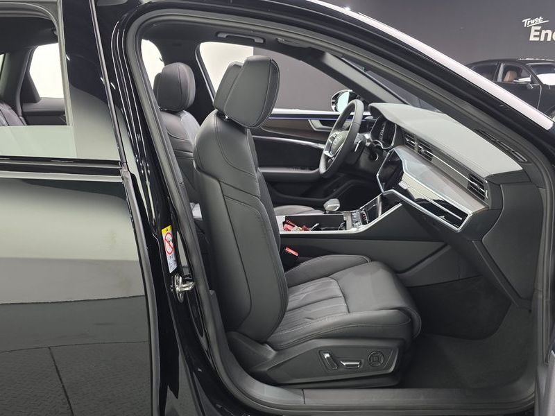 2025 Audi A6 45 TFSI Quattro Premium photo 11