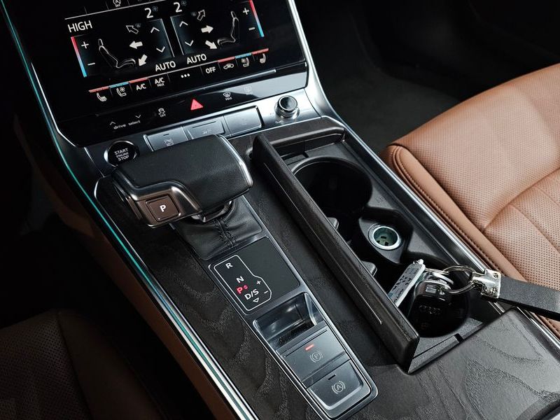2023 Audi A6 40 TDI Quattro Premium photo 9