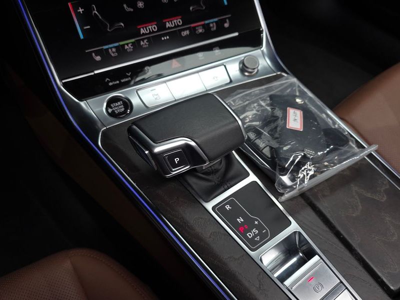 2021 Audi A6 45 TFSI Quattro Premium photo 9