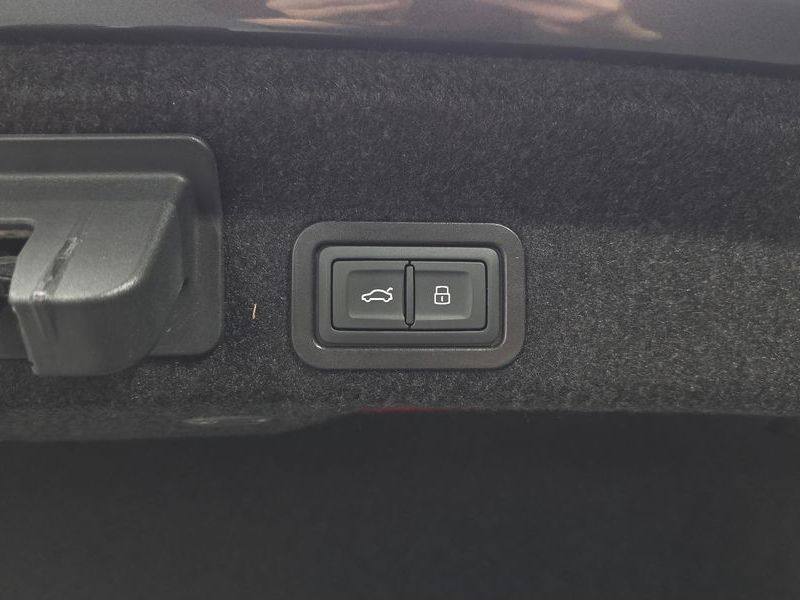2021 Audi A6 45 TFSI Quattro Premium photo 30