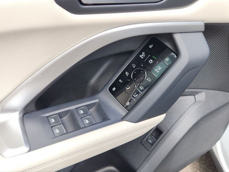 2025 Audi Q5 40 TFSI Quiattro Advanced photo 12