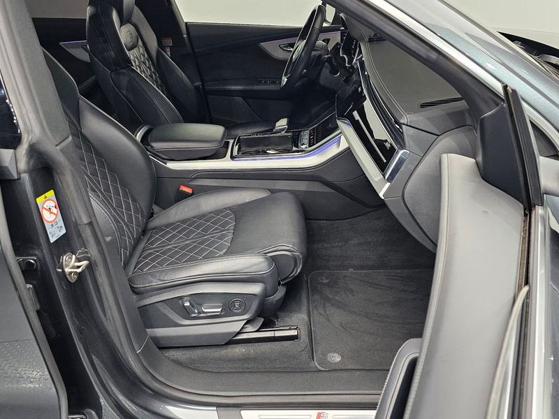 2022 Audi Q8 50 TDI Quattro Premium photo 26