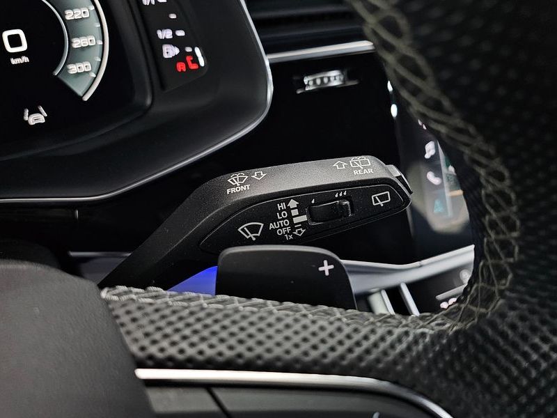 2022 Audi Q8 50 TDI Quattro Premium photo 29