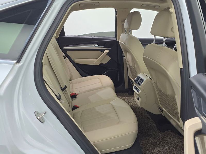 2022 Audi Q5 45 TFSI Quattro Sportback photo 12