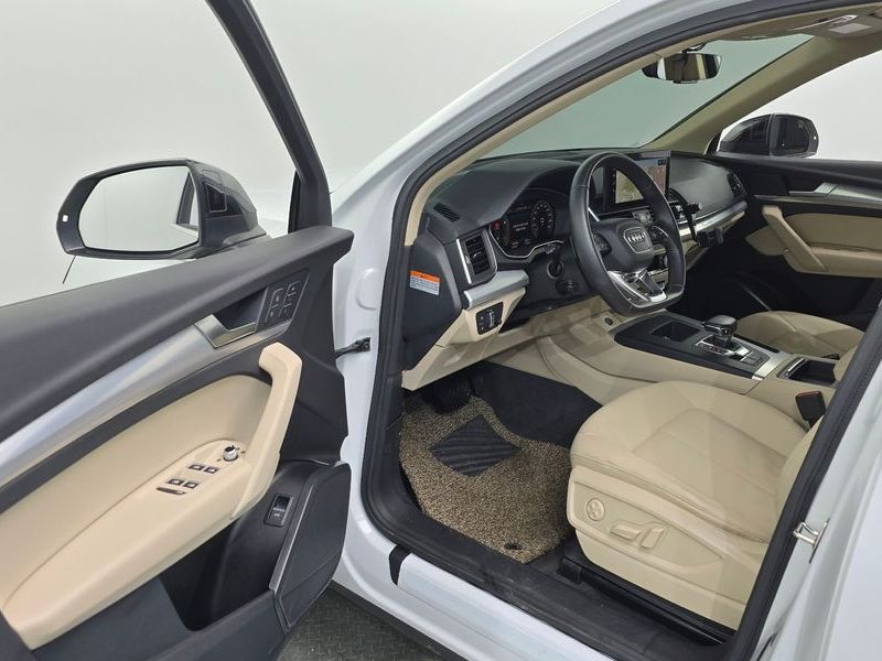 2022 Audi Q5 45 TFSI Quattro Sportback photo 10