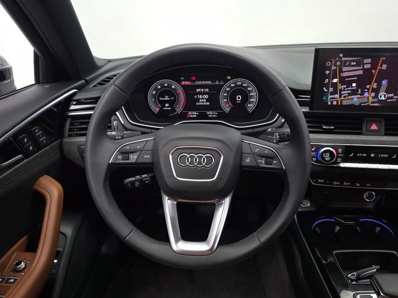 2023 Audi A4 40 TFSI Premium photo 13