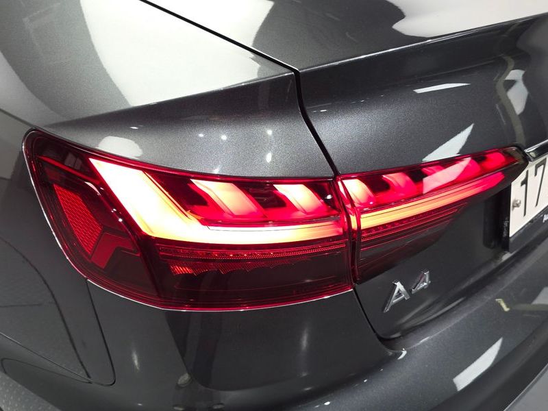 2023 Audi A4 40 TFSI Premium photo 23