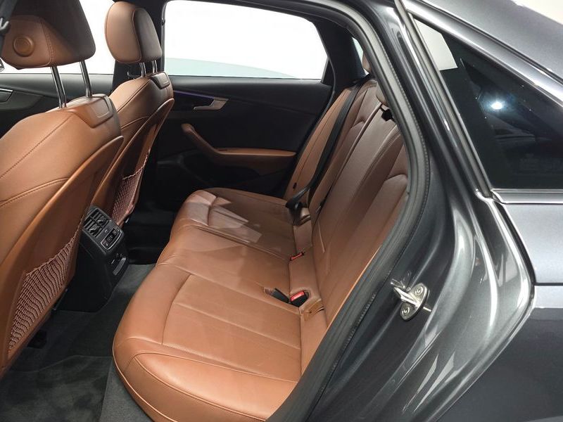 2023 Audi A4 40 TFSI Premium photo 26